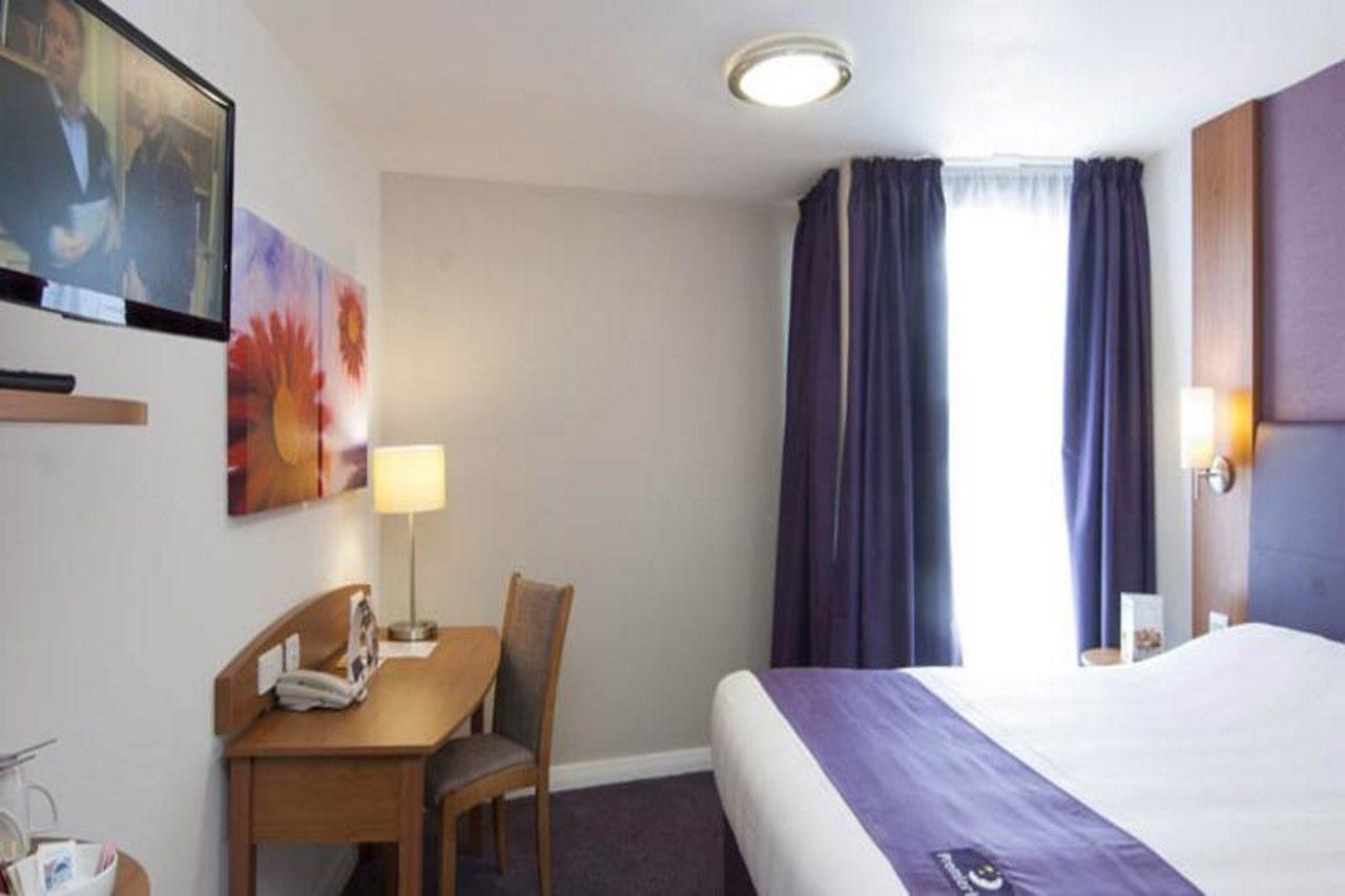 Premier Inn Lichfield North East Kültér fotó